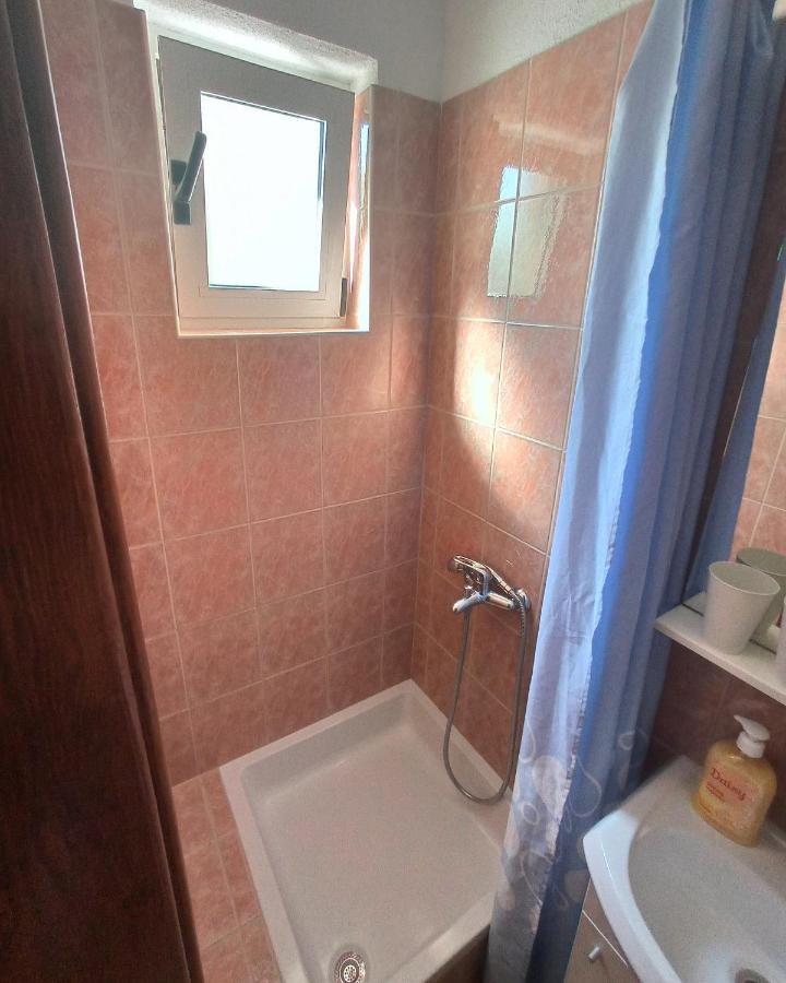 Casa Del Olivo Apartment Tučepi Екстериор снимка