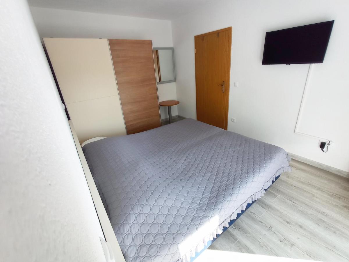 Casa Del Olivo Apartment Tučepi Екстериор снимка