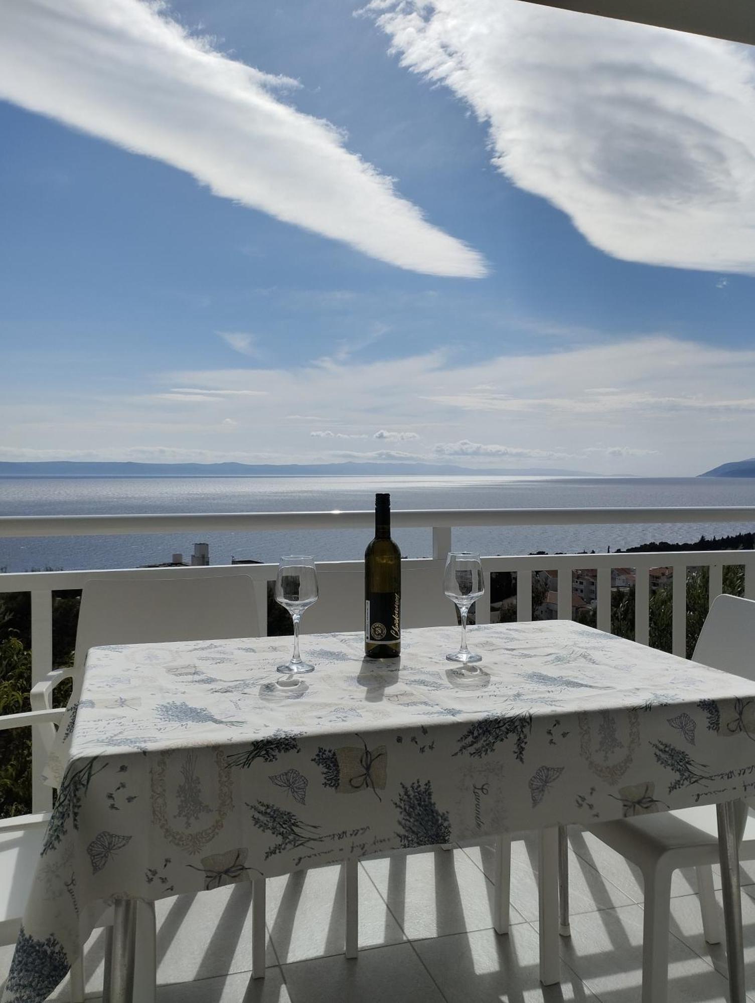 Casa Del Olivo Apartment Tučepi Екстериор снимка